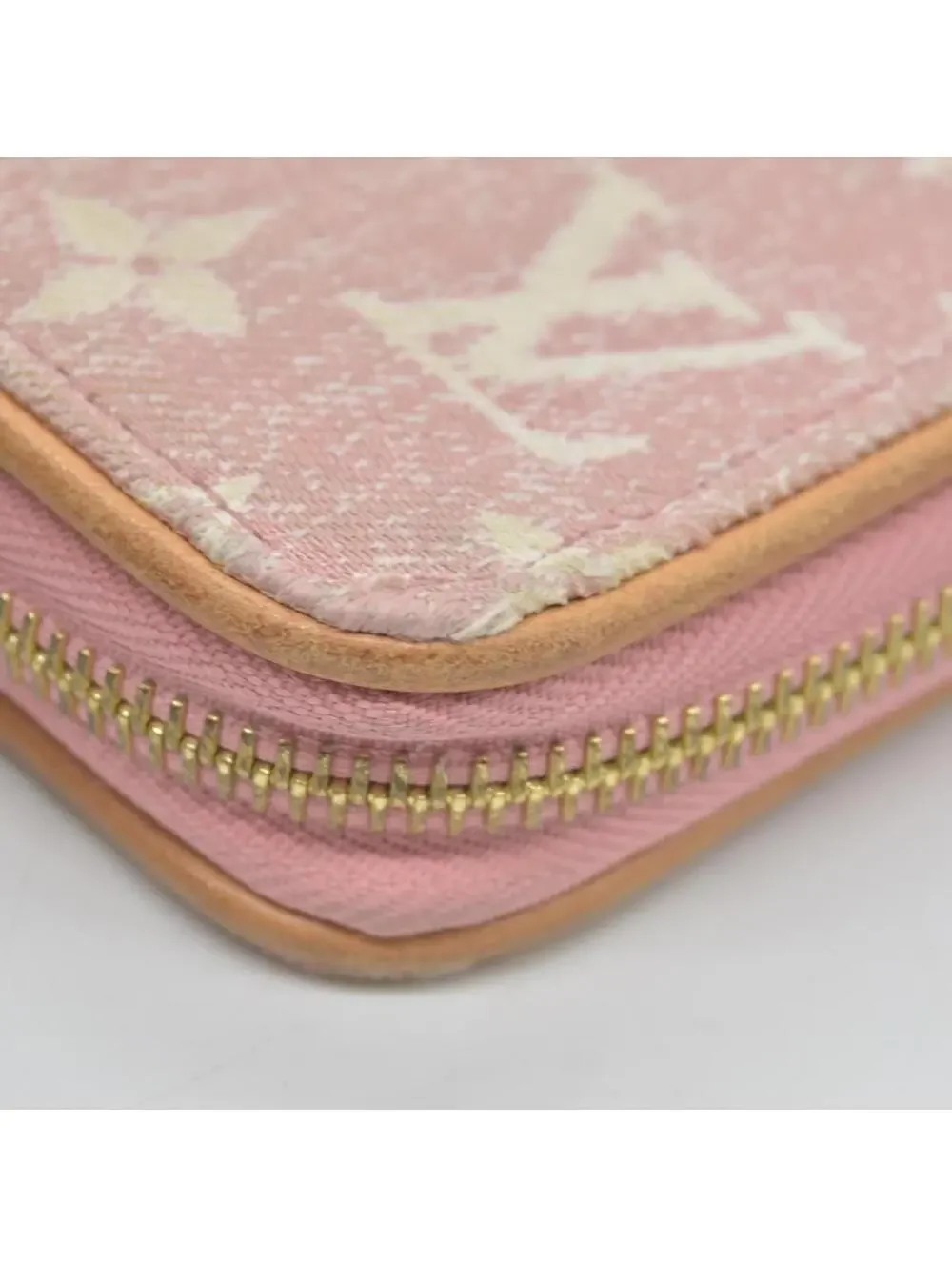 $1060 Louis Vuitton Denim Monogram Jacquard Zippy Wallet - Picture 15 of 15